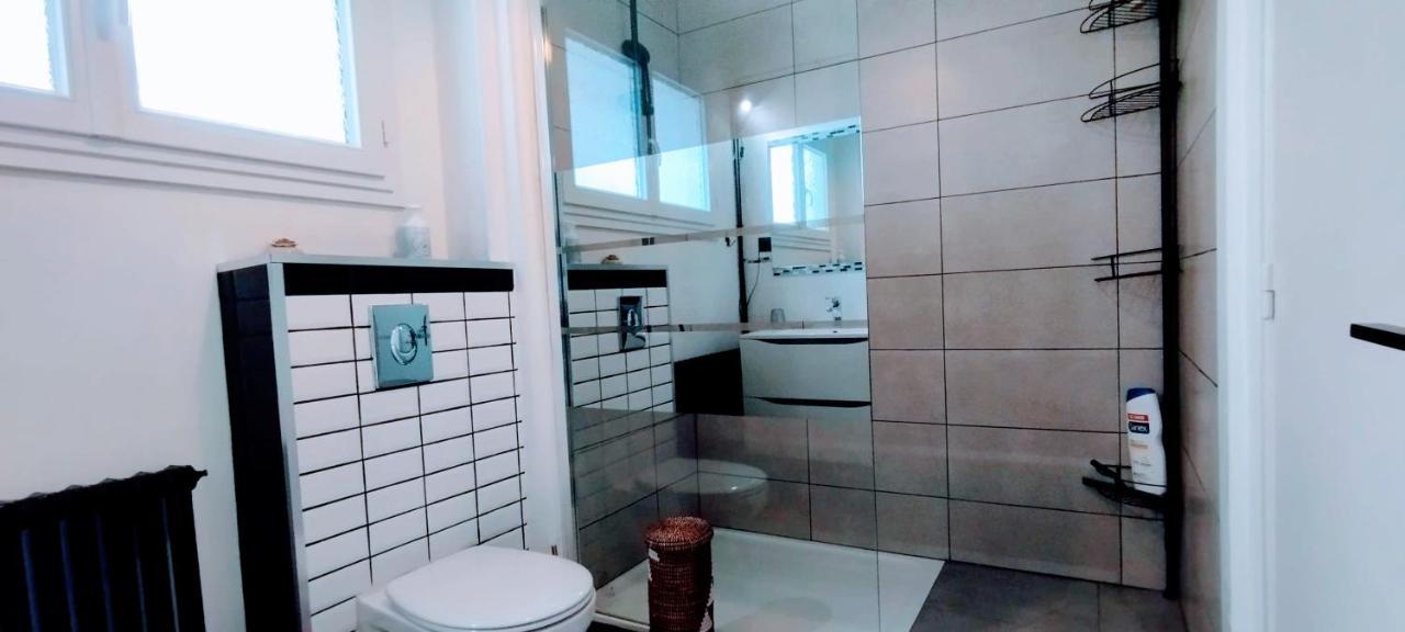 L'Echappee Belle Parking Apartment Avignon Bagian luar foto